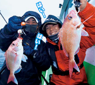 一転、上げ潮が効いてきた午後は1流し目からマダイがヒット。