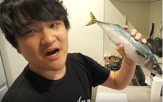 食べると危険なアニサキスが多い魚とは ユーチューバーが動画で検証した結果がヤバすぎる 動画