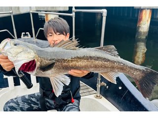 【釣果速報】千葉県TARGETでシーバスがボコボコHITしてます！お子様とお母さんで73cmの大型もゲット！