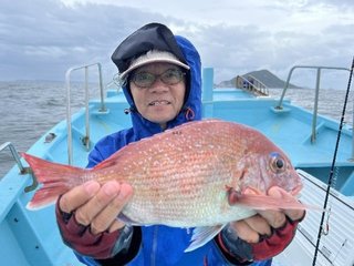 【釣果速報】愛知県正将丸でマダイGET！ワラサの食い良好！最大70cm！青物の引きを存分に楽しみたいなら即予約を！