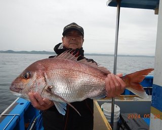 【釣果速報】新潟県作十丸でマダイ大漁！アタリ爆発でトップは10匹！今すぐマダイ天国に直行だ！