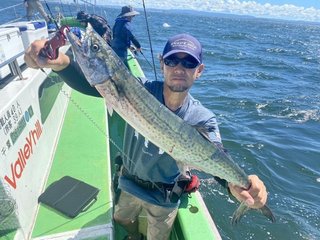 【釣果速報】東京都深川 吉野屋で80cmのサワラをキャッチ！イナダも！量・質ともに大満足の青物に出会おう！