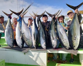 【釣果速報】キハダにカツオ！MAX32kgの大物尽くしで船内大渋滞！？神奈川県長三朗丸で最高記録を更新しよう！