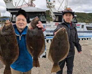 【釣果速報】1.5㎏の座布団出る！大型交じり食い順調のヒラメは千葉県隆正丸で狙いに行こう！