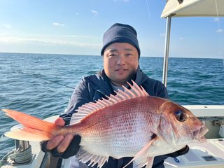 【釣果速報】千葉県梅花丸でマダイトップ22匹！記録更新が狙える今はサイズも良型でとってもおトク！