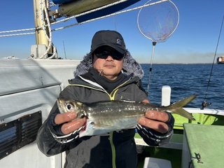 【釣果速報】神奈川県政信丸で幅広黄色アジキャッチ！ヒラメ・ワラサ・オニカサゴ・フグも獲れ、大満足の釣行に！