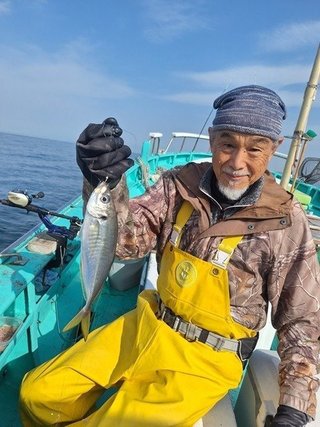 【釣果速報】神奈川県鶴丸のイサキ五目で良型頻発！多点掛けで多彩な魚種がお目見え！？