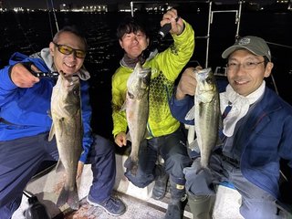 【釣果速報】千葉県TARGETでTOP105匹のシーバスGET！！次にシーバスを手にするのはあなただ！