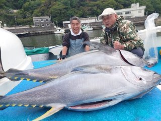 【釣果速報】静岡県恵丸でキハダマグロとの熱い戦いが何度も繰り広げられる！25.00kg・45.00kgサイズをゲット！