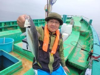 【釣果速報】神奈川県深田家でアジ・イサキ共に絶好調！クーラーボックスがパンパンに！今後の釣行も期待大！        