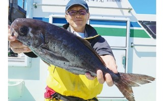 潮が濁って盛況！ オキアミコマセで狙う相模湾のメダイ・クロムツ
