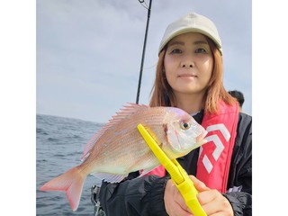 【釣果速報】茨城県弘漁丸でマダイ好調！トップは3匹！活性上々で豪華なゲストが釣れる最高のシーズンに突入！