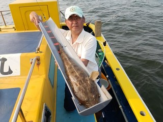 【釣果速報】神奈川県濱生丸で60cmの大マゴチGET！あなたも今すぐ高級魚ハントに出かけよう！