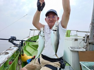 【釣果速報】神奈川県愛正丸でアジ入れ食い！サバ・クロムツも！好調な今シーズン、自己最高記録を狙ってみませんか？