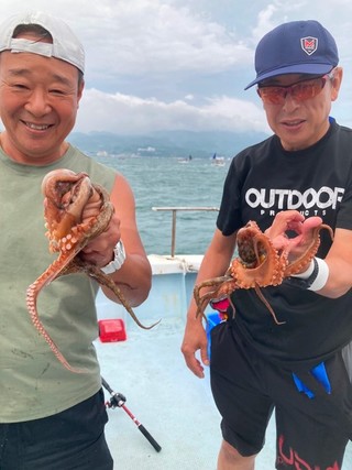 【釣果速報】兵庫県こうじん丸でマダコ乗り乗り！好調で竿頭8匹ゲット！サイズも良型で今が釣りドキ！