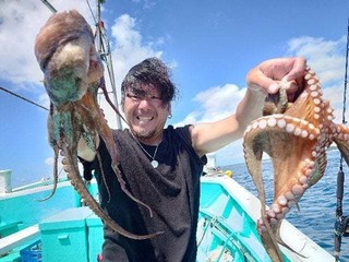 【釣果速報】2.4kgのモンスターマダコ確保！千葉県利永丸の船長が厳選するポイントで記録更新マダコを釣ろう！