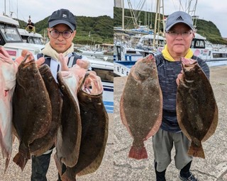 【釣果速報】1.5㎏の座布団出る！大型交じり食い順調のヒラメは千葉県隆正丸で狙いに行こう！