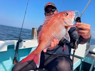 【釣果速報】神奈川県の村本海事でマダイ絶好調！全員ゲット！今後はますます大鯛の数釣りが楽しめるそうですよ！