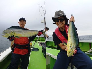 【釣果速報】神奈川県庄治郎丸で89cmの巨大シイラ釣れる！！順調にサイズアップしているシイラをキャッチしに行こう！