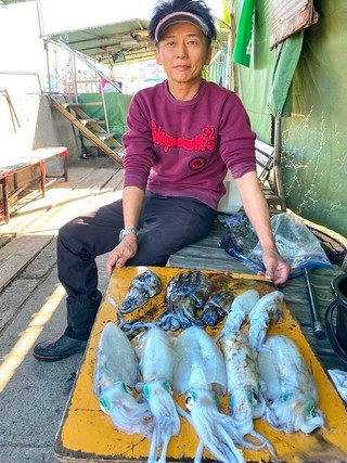 【釣果速報】兵庫県釣り船 名田屋でアオリイカ全員ゲット！実績“お墨付き”の船で高級イカをゲットしよう！