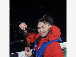【釣果速報】静岡県伊勝丸で最大40cm、TOP27匹のムラサキイカ確保！ビッグサイズの高級イカを今こそ狙いに行こう！        
