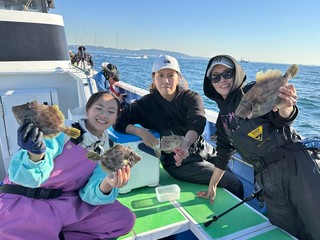 【釣果速報】神奈川県大松丸でカワハギが良型中心に上がる！30cm級も登場！冬の絶品カワハギをビッグサイズで手に入れよう！