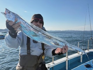 【釣果速報】東京都深川 吉野屋のタチウオ船好調！114cmのジャンボサイズも上がる！充実の釣行をお約束します！