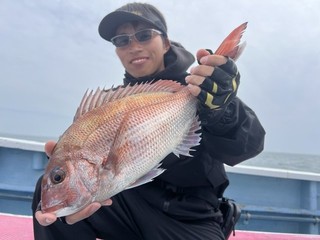 【釣果速報】千葉県梅花丸でTOP18匹のマダイをゲット！ヒット多数な今がチャンス！