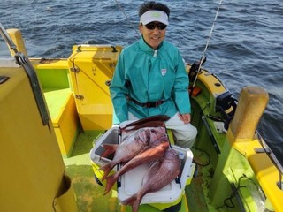 【釣果速報】神奈川県鴨下丸kawanaでマダイ釣れた！全員GET成功！絶好調の鴨下丸kawanaは予約必須です！
