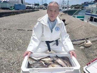 【釣果速報】イサキ＆マダイでクーラーボックスがパンパン！千葉県利永丸で量・型ともに大満足の釣行に出かけよう！