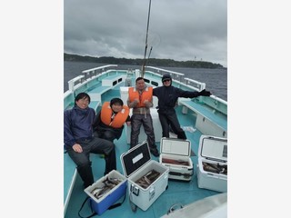 【釣果速報】イサキでクーラーボックスがパンパン！神奈川県伝五郎丸で量・型ともに大満足の釣行に出かけよう！