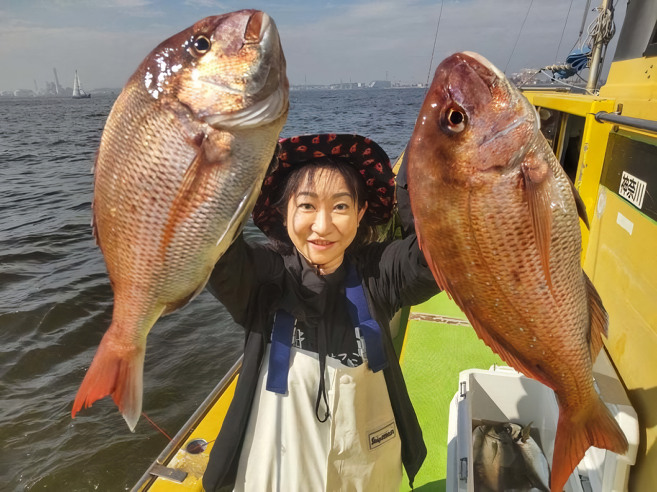 【釣果速報】神奈川県鴨下丸kawanaの釣行でマダイ・アジ・イナダなど人気魚種集結！マダイは反応山盛りで爆釣期待大！
