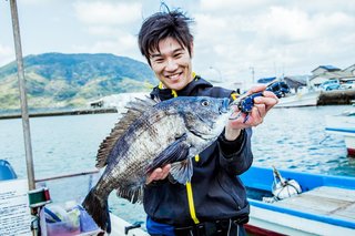 ナブラ発生 さあ チャンスと思ってもキャストの前にちょっと待った ナブラの釣り方を知らないとせっかくの魚を散らします