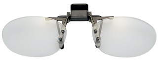 老眼鏡クリップdq はメガネに装着可能な跳ね上げ式老眼鏡