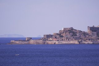 沖の小島や岩礁で釣りを楽しもう 天候次第で予定変更あり 瀬渡し船の予約方法から当日のイレギュラーな事態まで 瀬渡し体験の心得をお教えします