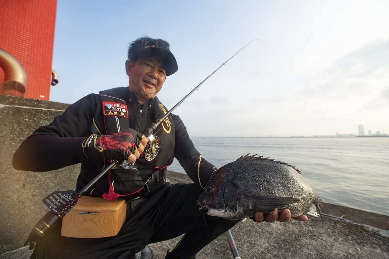 【チヌのへち釣り】最強のヘチロッド『銀参郎アルティメイト』の秘密に迫る【がまかつ】