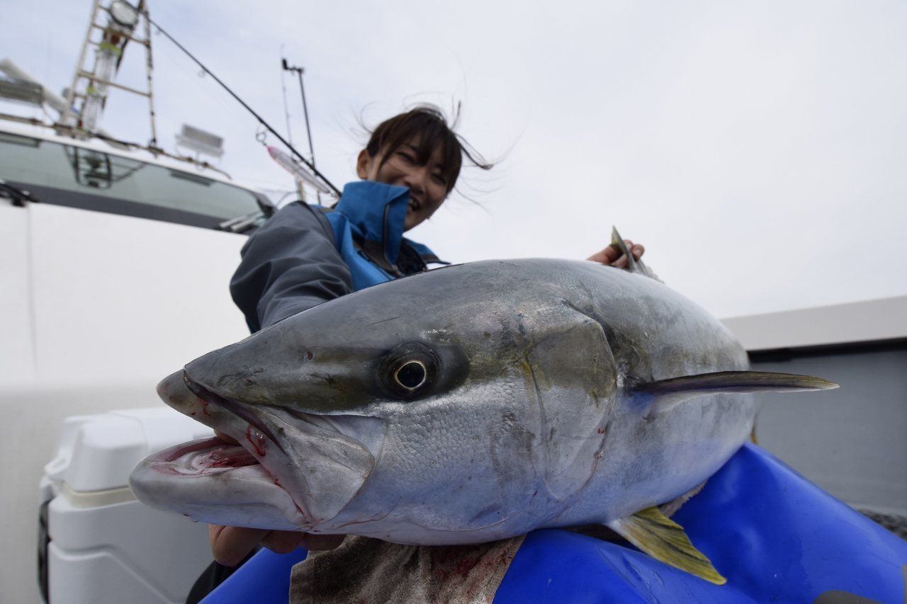 キハダ×プラッギング】大海原の激闘を制すオフショアプラッギング