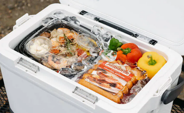 クーラーボックスのアップ写真