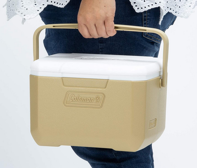 クーラーボックスのアップ写真