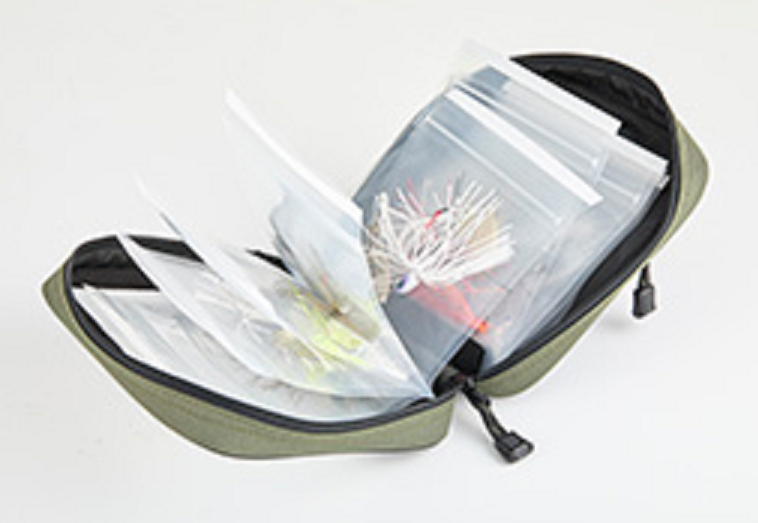 ポーチのアップ写真