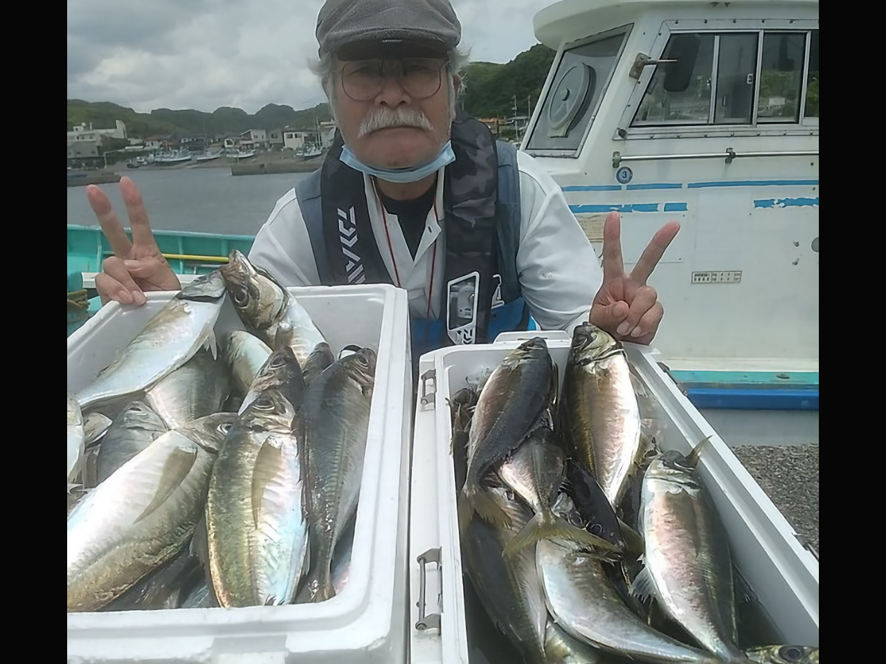 【釣果速報】千葉県勘次郎丸で特大アジ爆釣！？クーラー満タンの釣果に釣り人大満足！