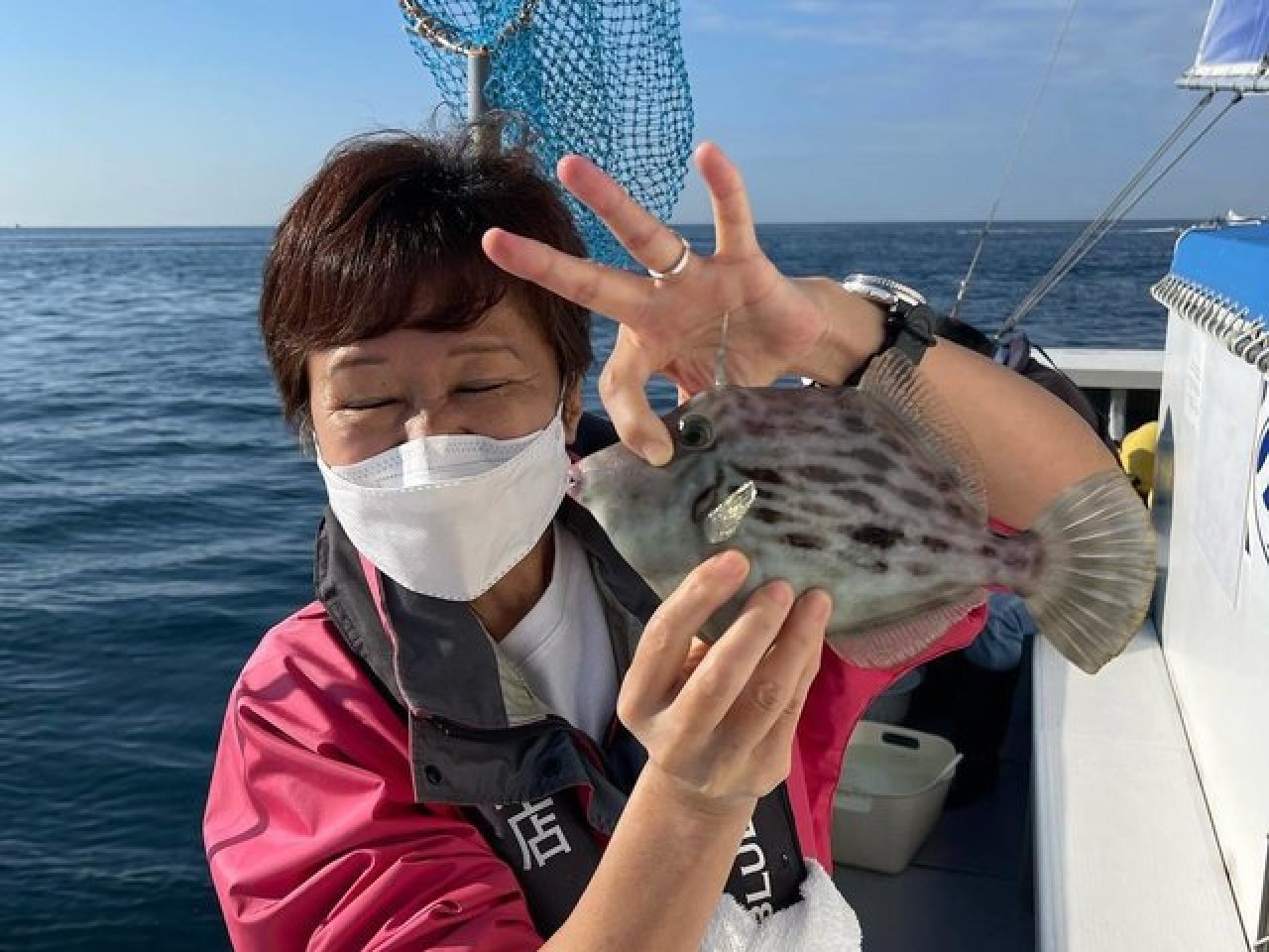 【釣果速報】神奈川県椿丸で良型カワハギが一日中釣れる!帰港後、極旨天ぷらに!絶品カワハギをゲットできるのは今だけ!