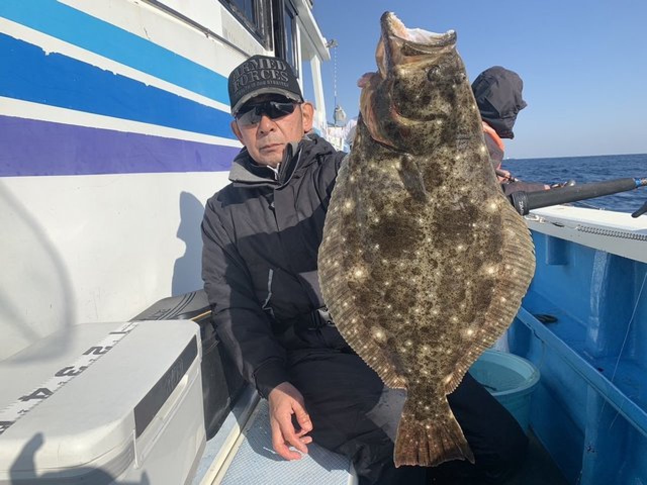【釣果速報】3.2kgの座布団もゲット！茨城県清栄丸でモンスターヒラメと対決してみませんか？