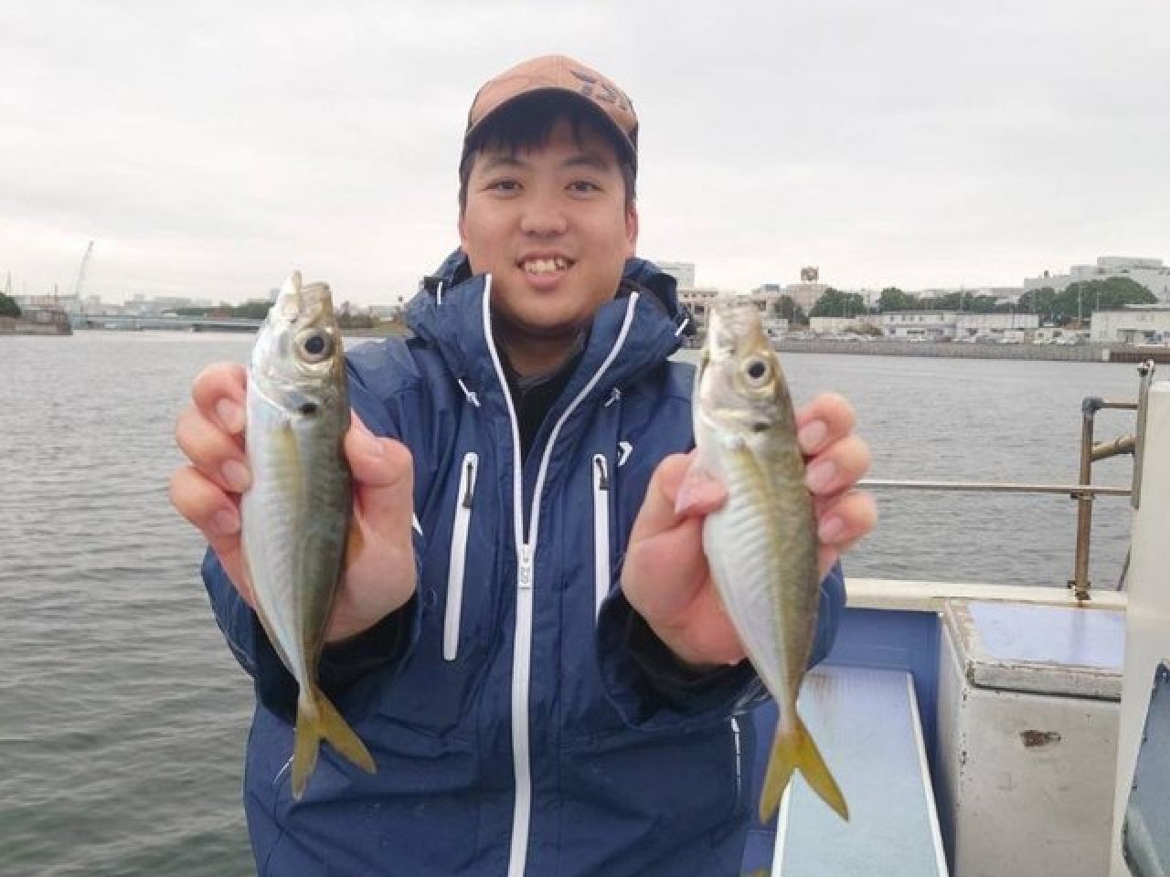 【釣果速報】竿頭336匹！！ダブル＆トリプル多発でマアジ入れ食い状態！東京都船宿まる八で次に爆釣するのはあなただ！