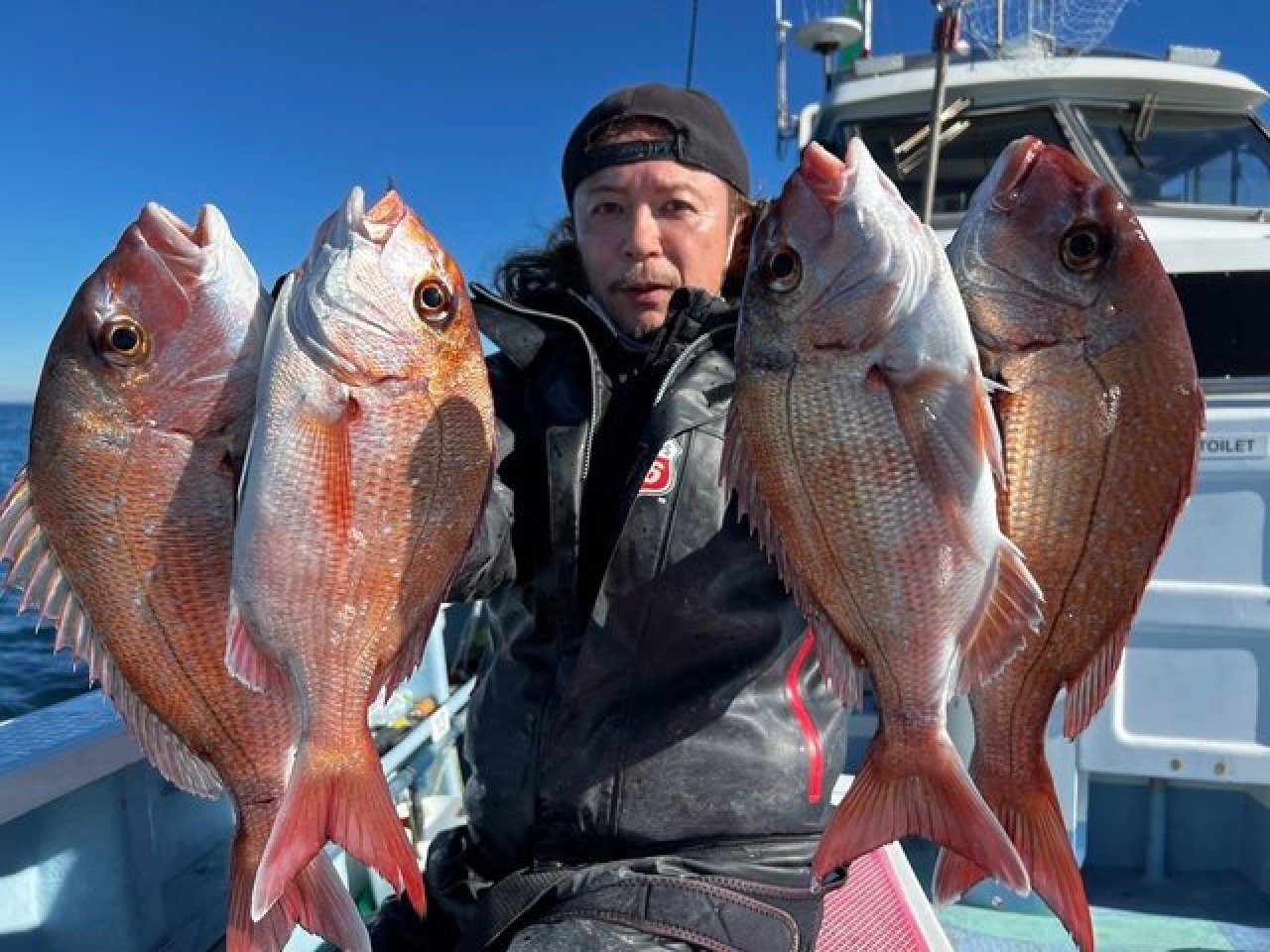 【釣果速報】千葉県梅花丸で釣り客の半数以上がマダイ20匹以上ゲット達成！2022年を最高の釣果で締めくくろう！
