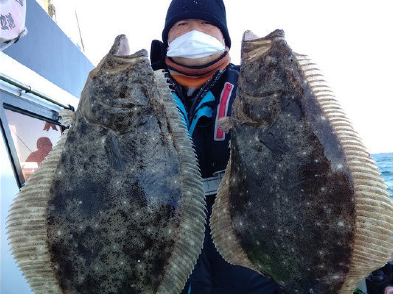 【釣果速報】4.2kg＆4.1kgの座布団ヒラメを確保！茨城県弘漁丸は連日ビッグサイズが釣れてます！