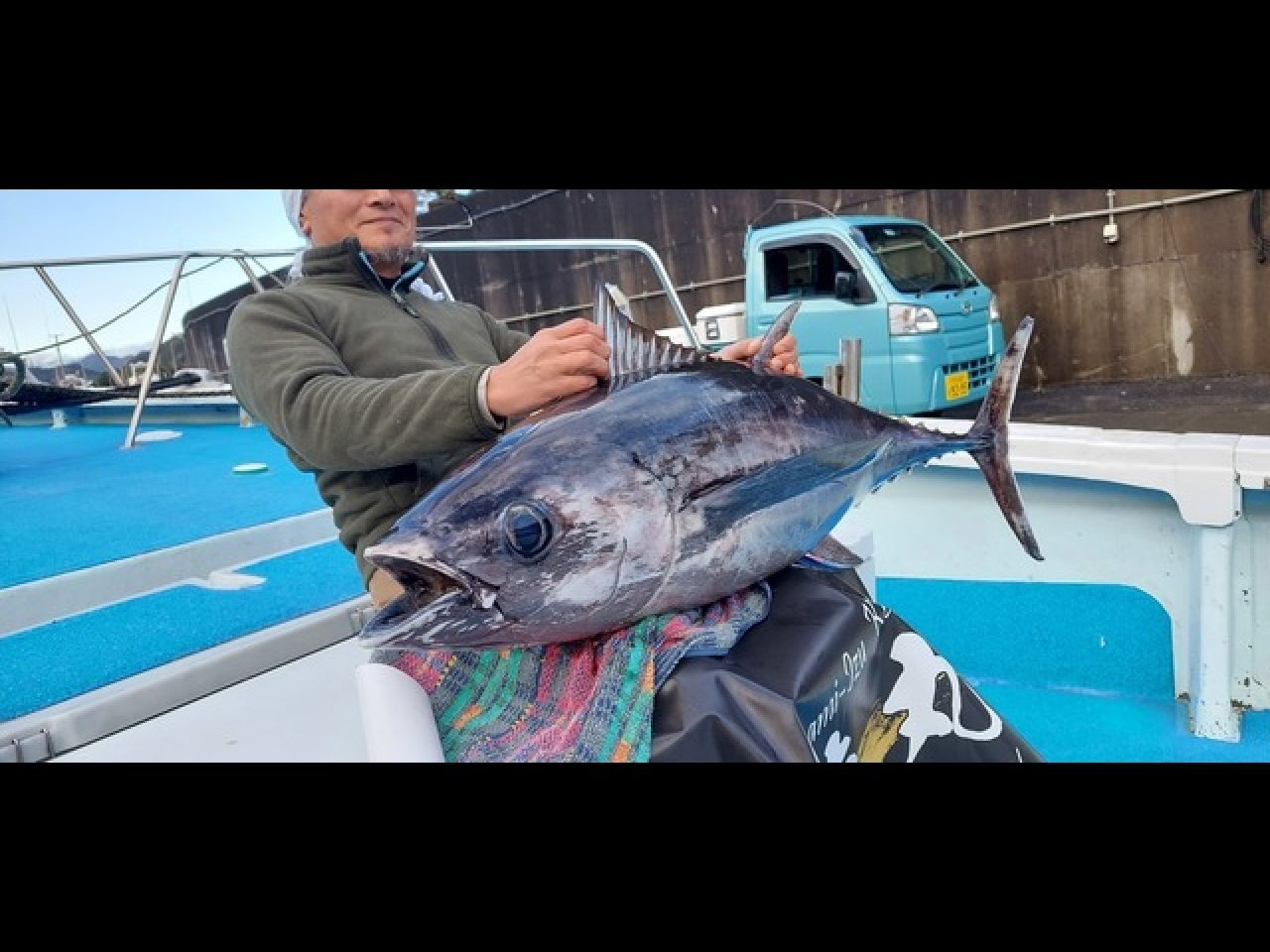 【釣果速報】立派すぎ！！30kgオーバーのビンチョウマグロに大健闘！静岡県恵丸で次にタネトンを手にするのはあなただ！