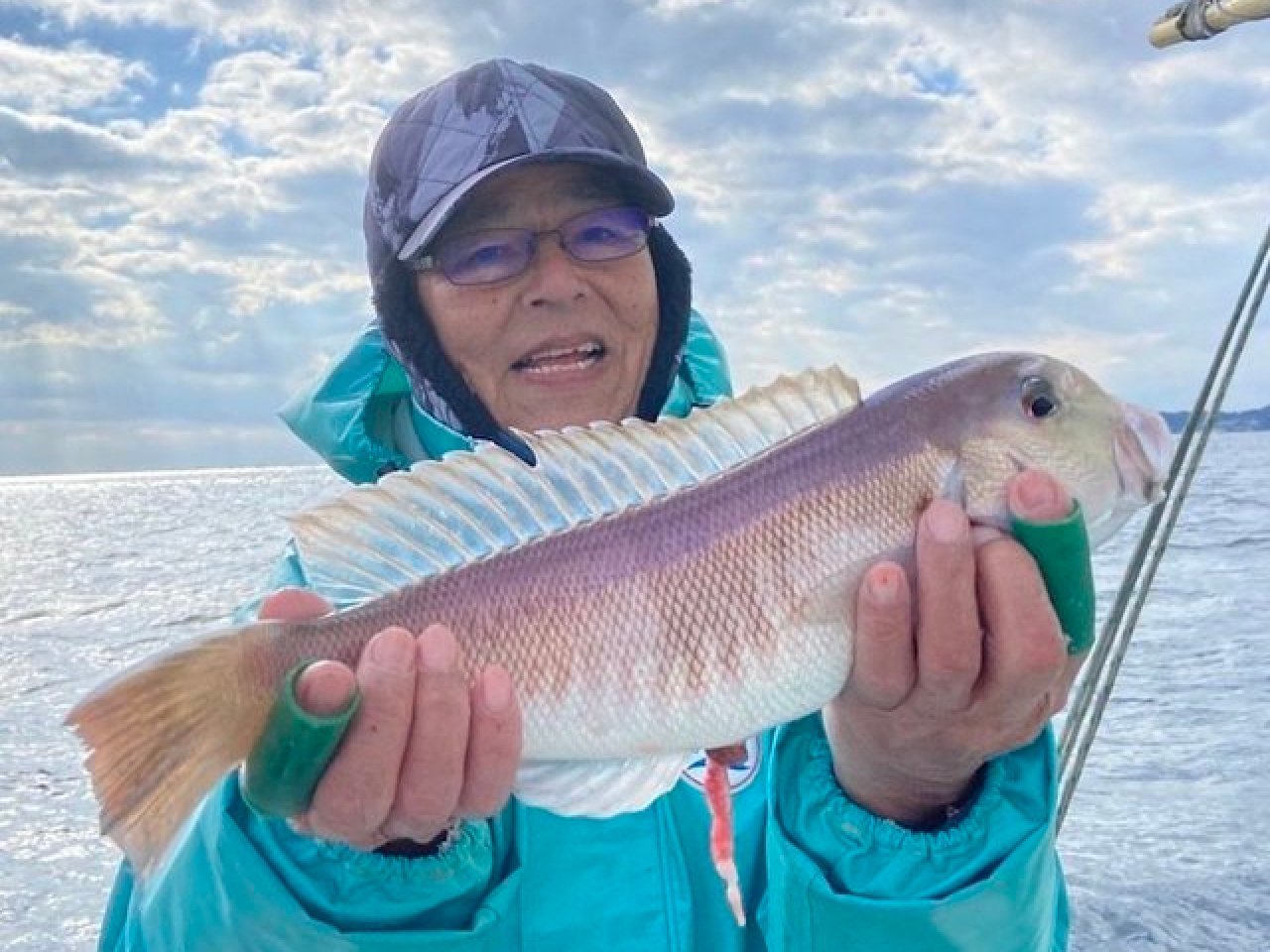 【釣果速報】神奈川県あまさけや丸で激レア極ウマのシロアマダイをゲット!マダイ&クロダイも連発で絶好釣!