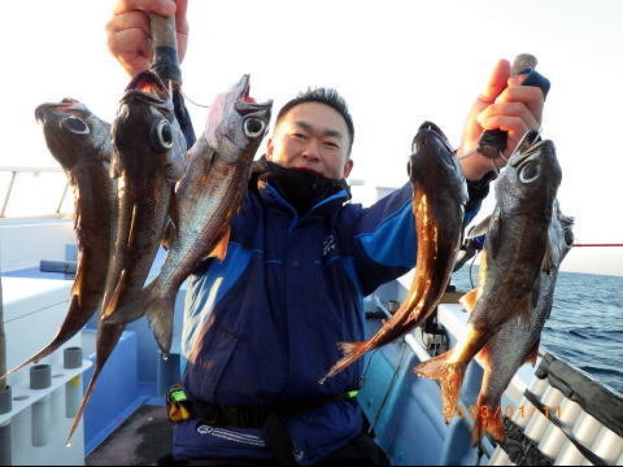 【釣果速報】千葉県聡丸でクロムツ最大5点掛け達成！「両手いっぱいに高級魚」の興奮をあなたも味わってみませんか？