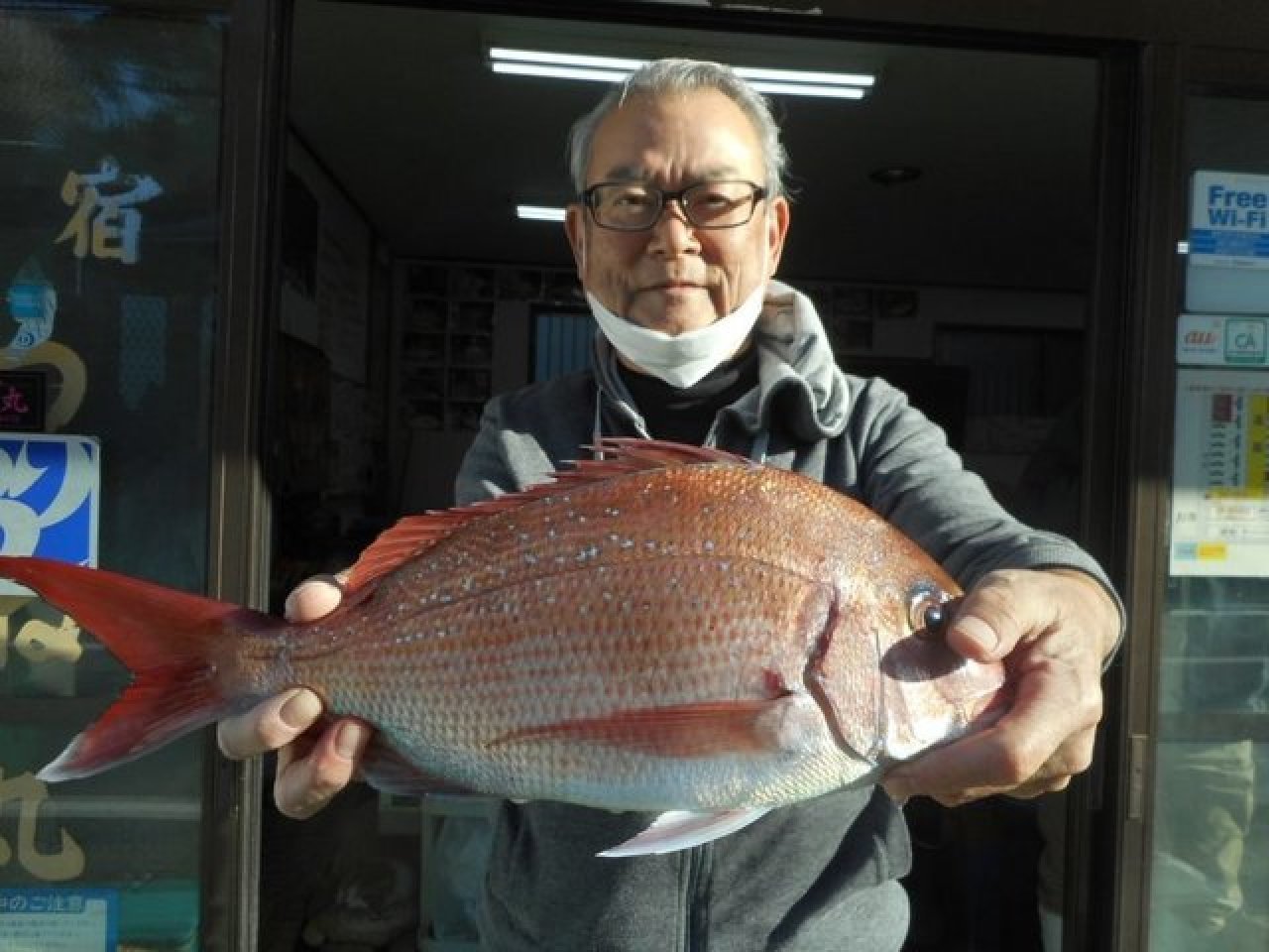 【釣果速報】神奈川県つね丸で脂ののった高級タイが豊漁！サイズも1kg台と食べ頃サイズ！おいしいマダイを釣りたいなら至急予約を！